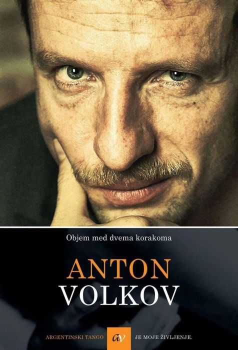 Anton Volkov: Objem med dvema korakoma